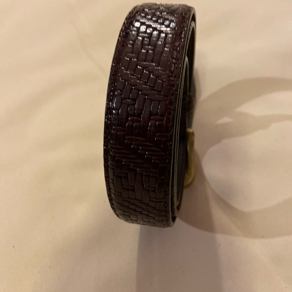 Vintage Brown Genuine Leather Belt with Gold Buckle Men’s 42” - Picture 13 of 15